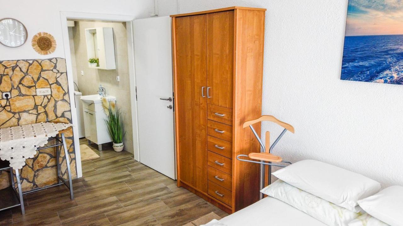 Sibenik City Center Apartment Екстер'єр фото