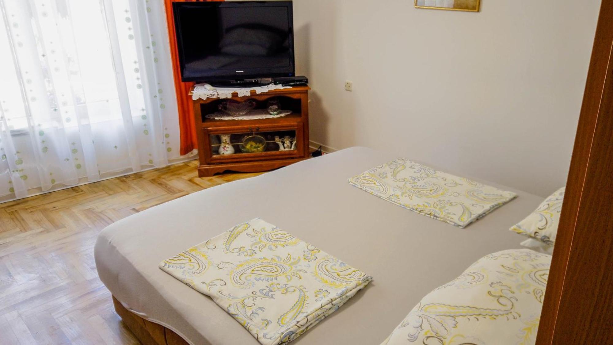 Sibenik City Center Apartment Екстер'єр фото